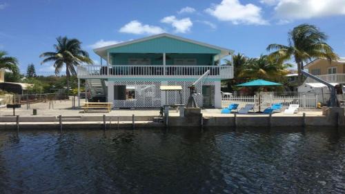 Atlantis Estates House | Go Fish Inn