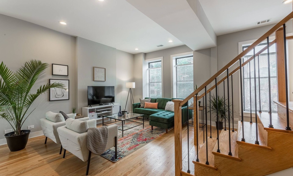 Old Town Condo | Go Grand in This Massive Old Town Mansion by AllSet Turnover