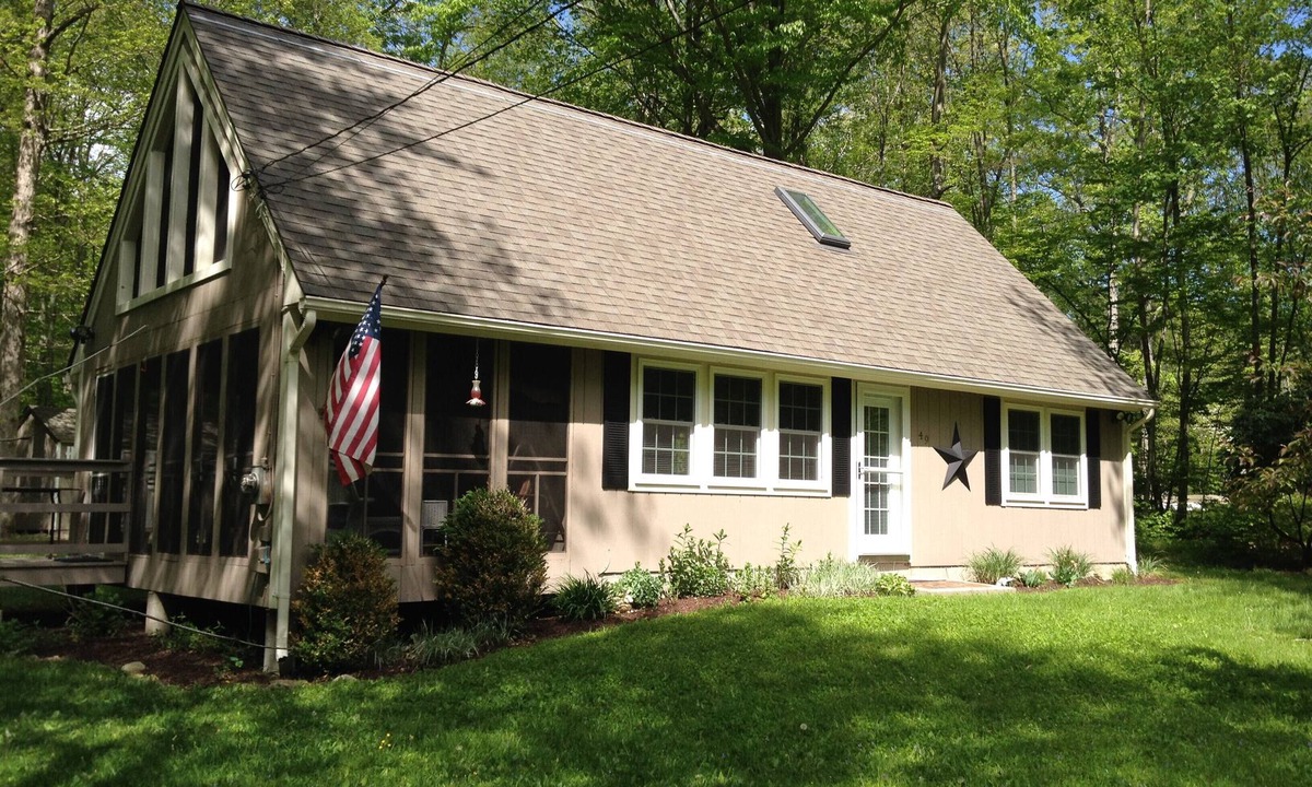 Lebanon Cottage | Go Jump in the Lake!