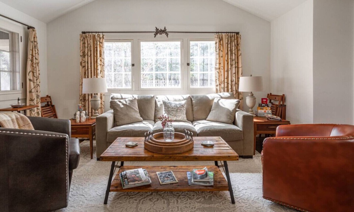 Saugerties House | Goat Hill Cottage | Heated Pool, Fireplace, Views