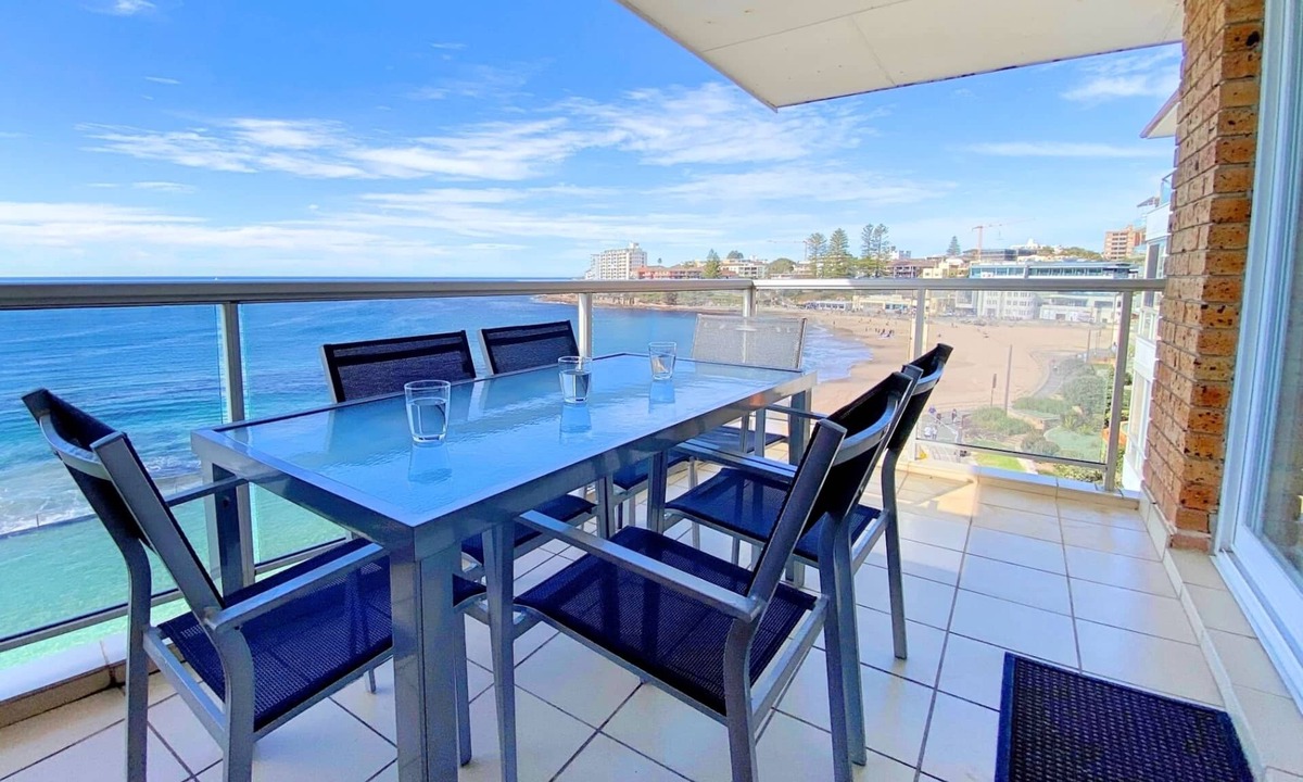 Cronulla Apartment | Gobsmacking Views 6 with Direct Beach Access