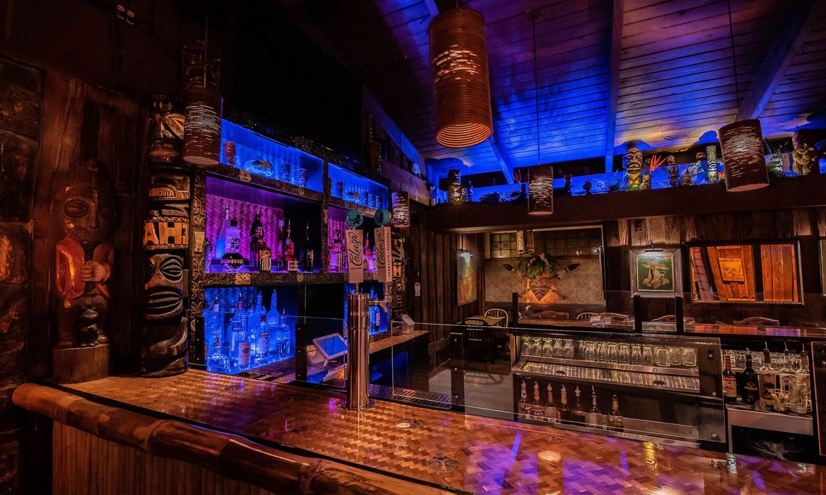 Indian Beach Sapphire Shores Hotel | Golden Host Resort - Sarasota