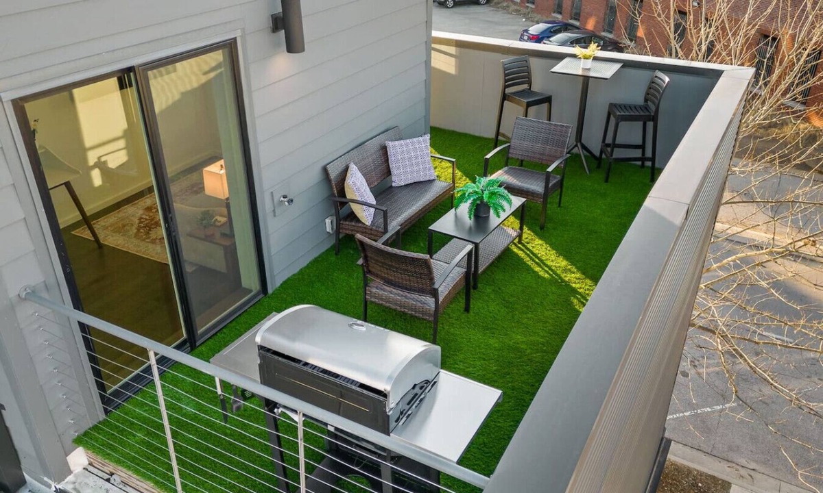 Downtown Chattanooga Villa | Golden Hour - A Southside Home