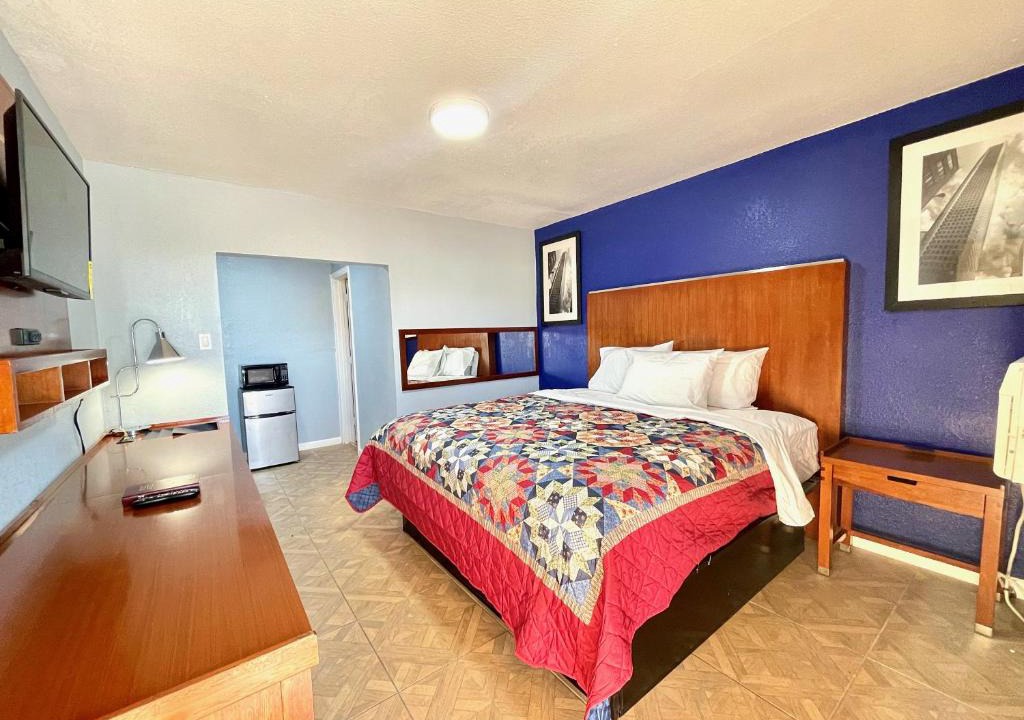 Seagoville Hotel | Golden Inn