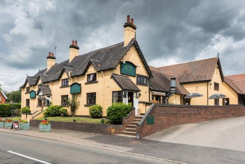 Easenhall Hotel | Golden Lion Hotel