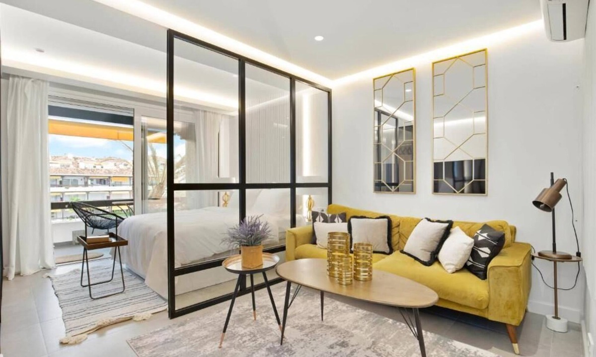 Marbella Apartment | Golden Mile Lux Sea View Suite & Balcony