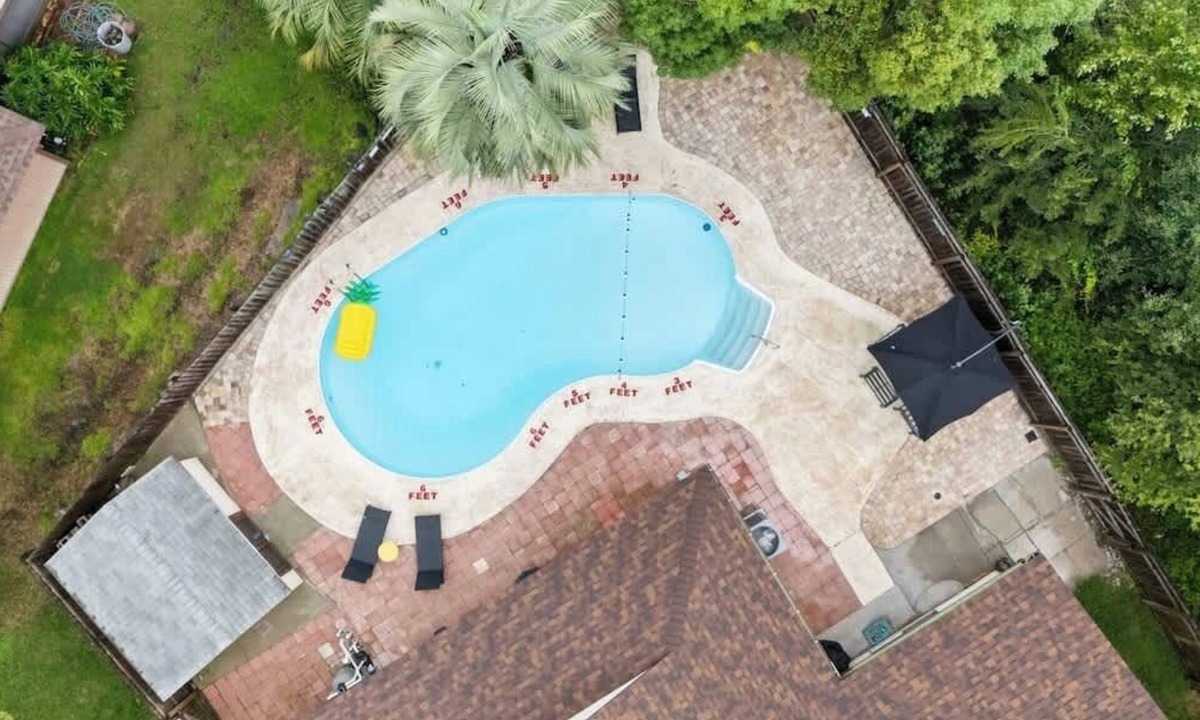 Southside House | Golden Spike Oasis I Heated Pool