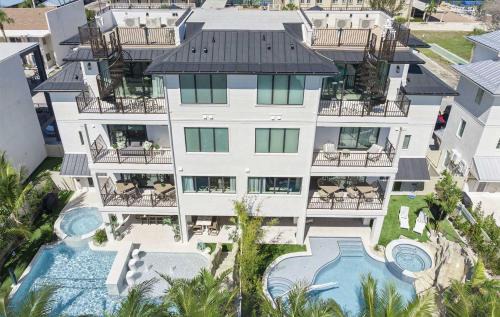 Siesta Key House | Golden Springs Estate
