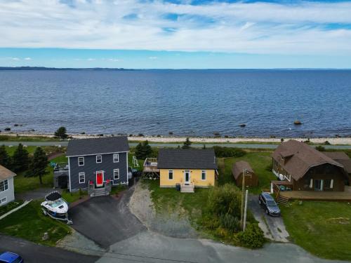 Conception Bay South House | Golden Tide Cottage - 2 Bed 1 Bath - Panoramic Ocean Views