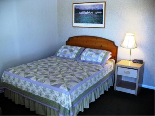 Klamath Falls Hotel | Golden West Motel