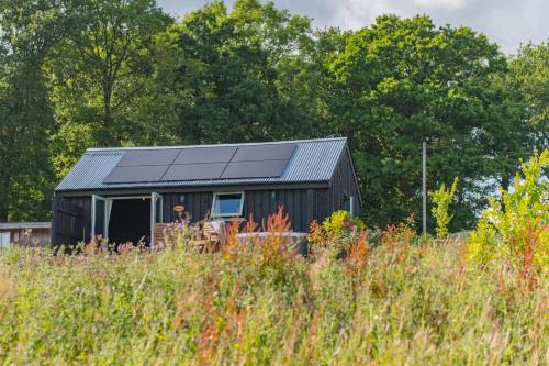 Abbess Roding House | Goldings by Bloom Stays