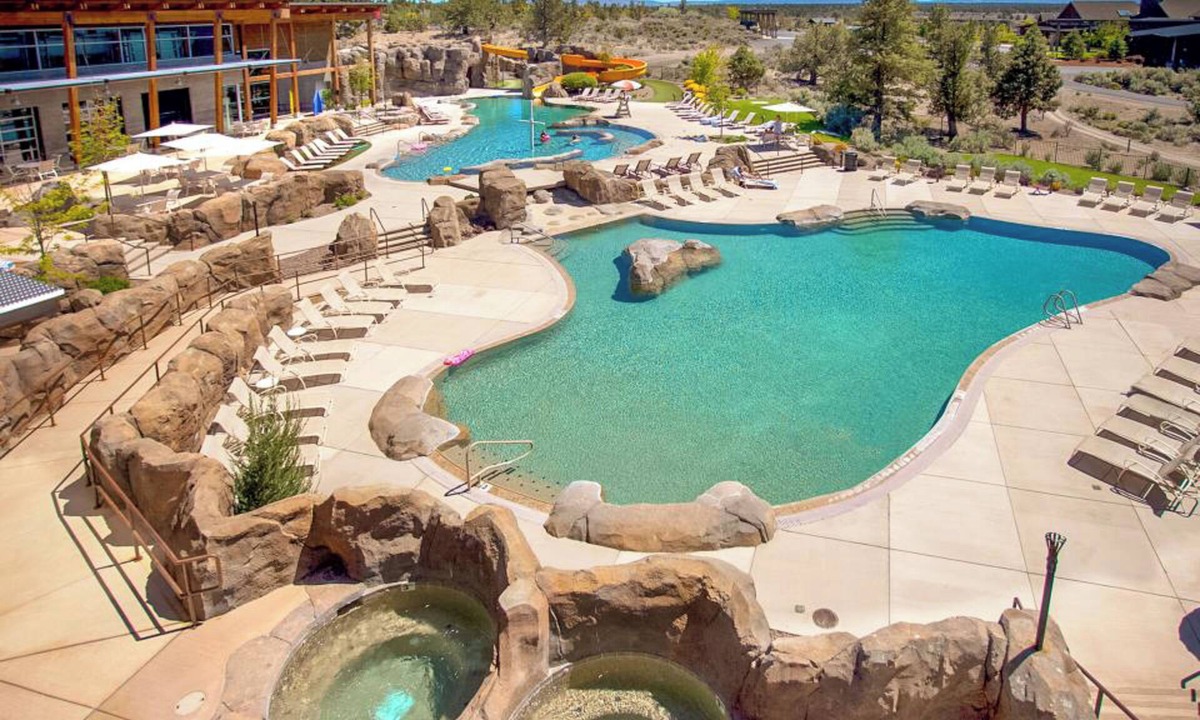 Powell Butte House | Golf Access On-Site! Home w/Shared Pool