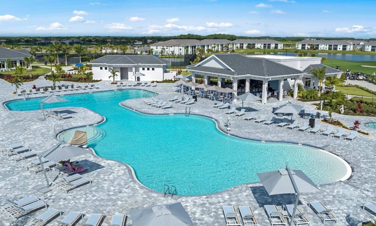 Immokalee Condo | Golf Condo in Paradise at The National Golf and CC