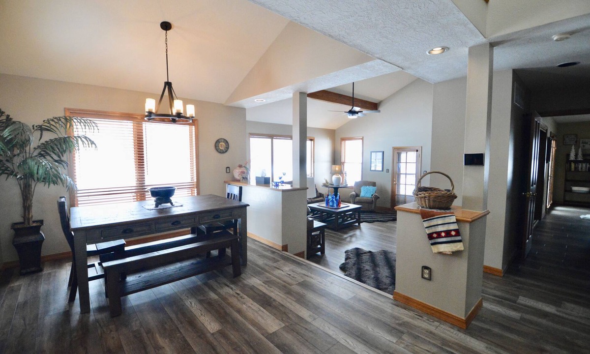 Angel Fire House | Golf Course and Mountain View - MINUTES from the Resort