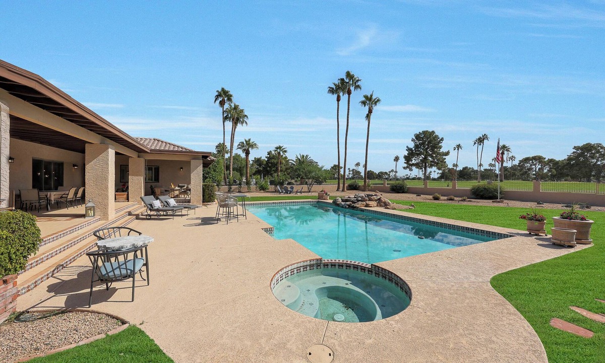Litchfield Park House | Golf Course Retreat with Pool