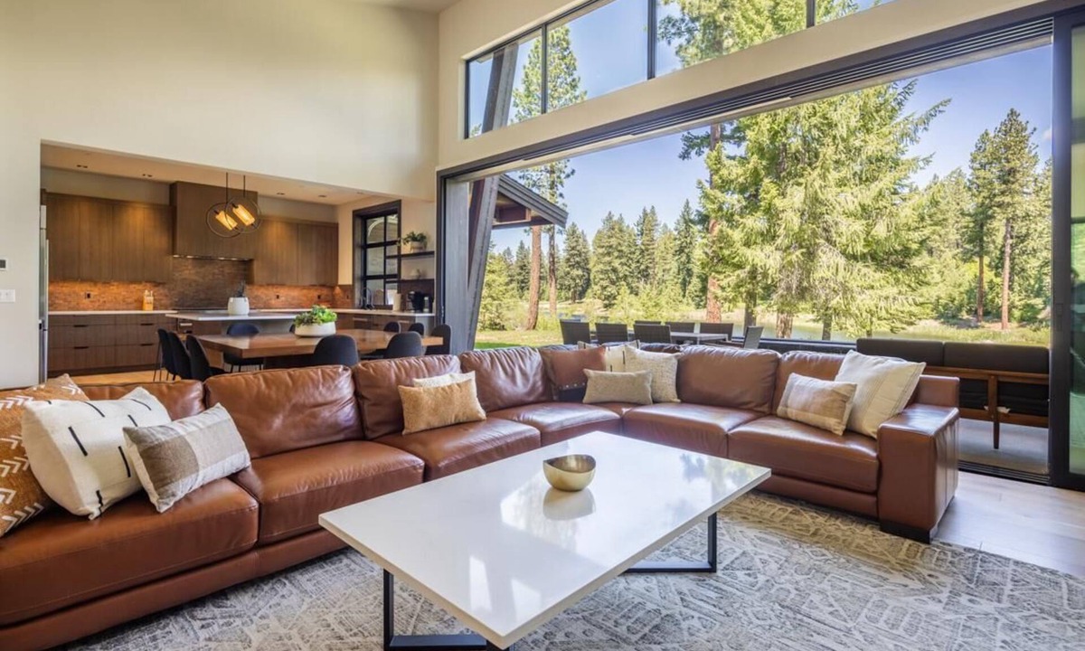 Cle Elum House | Golf Course View, Fire Pit & Suncadia Pool Access