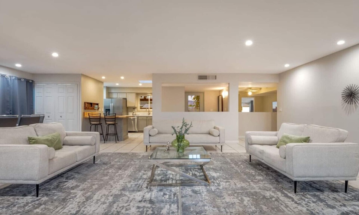 Tucson House | Golf/East/Fenced/4 BR 3 BA/Guest Suite