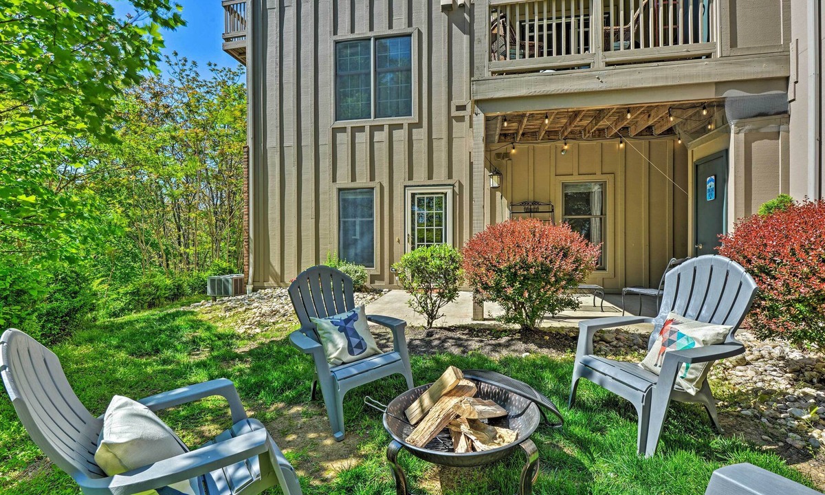 Mercersburg Condo | Golf & Hike! Condo at Whitetail Resort