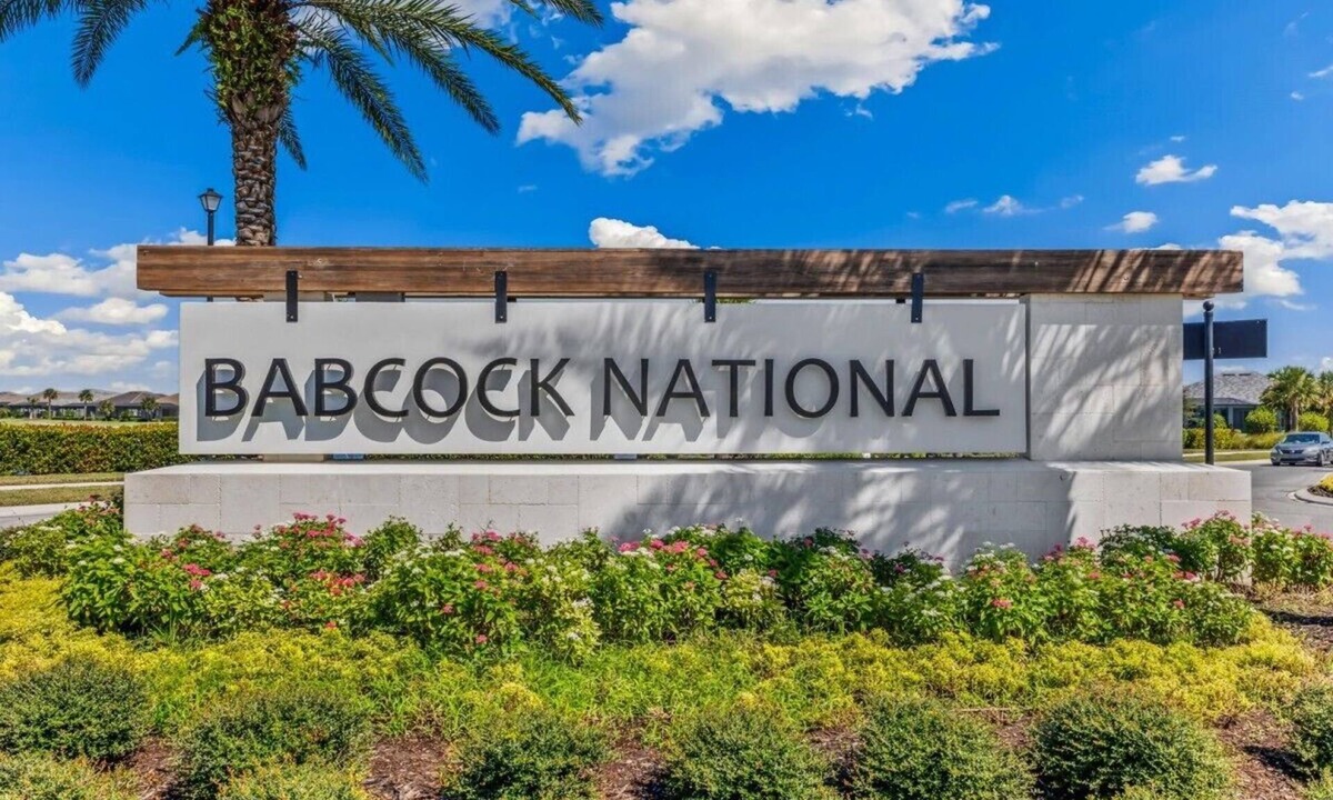 Biggar Apartment | Golf Paradise 2bdrm/2bath condo @Babcock National