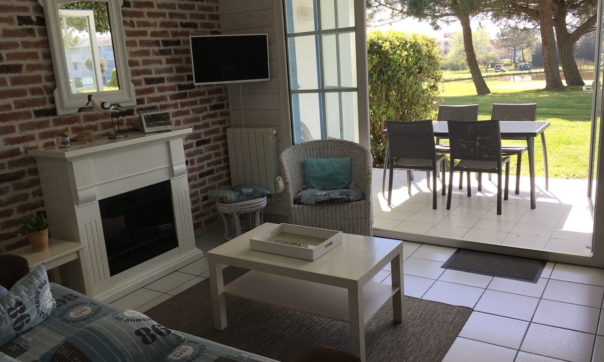 Bourgenay Resort | golf view Bourgenay 4 Bracelets Stones and holidays included