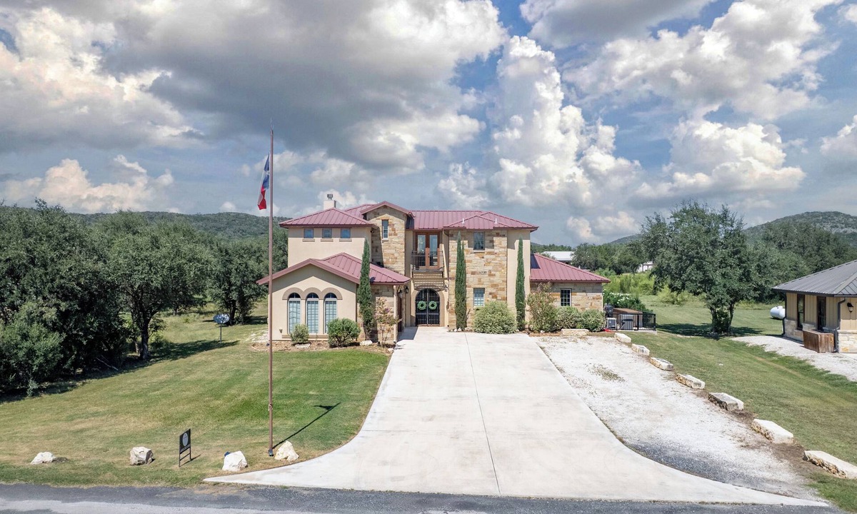 Sabinal House | Golfer's Dream with all the extras!