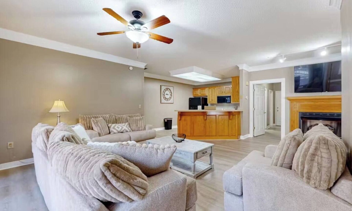 Ellijay Hotel | Golfside LARGE 2BR/2BA + Resort Pool Access