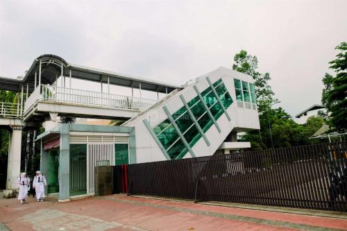 Menteng Apartment | Good Choice and Elegant 2BR Apartment Capitol Park Residence By Travelio