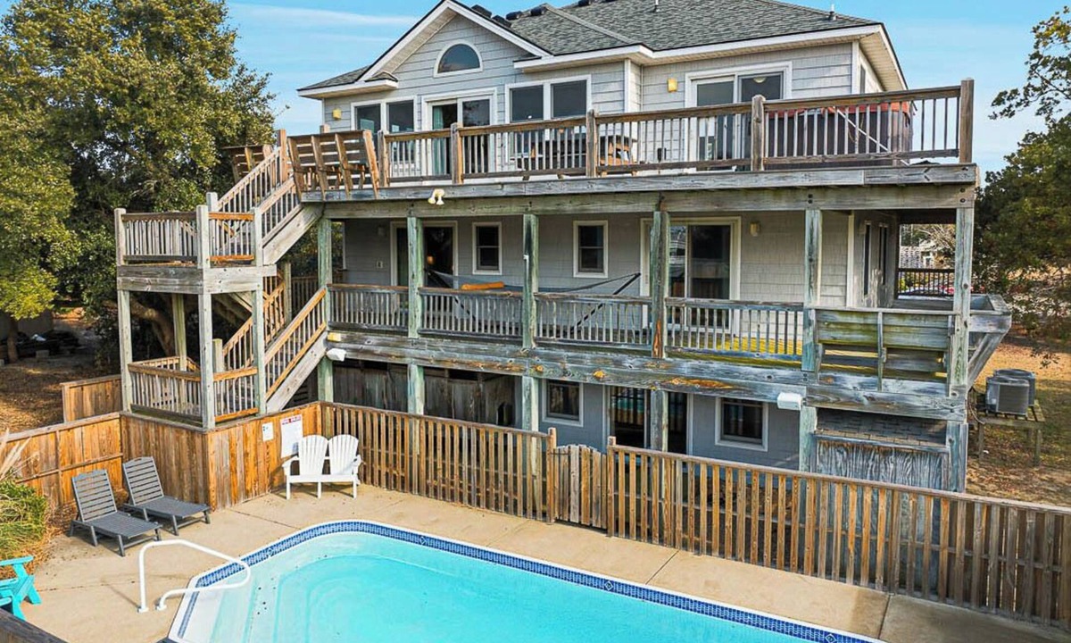 Carolina Dunes House | Good Day Sunshine | 1589 ft from the beach | Private Pool, Hot Tub | Duck