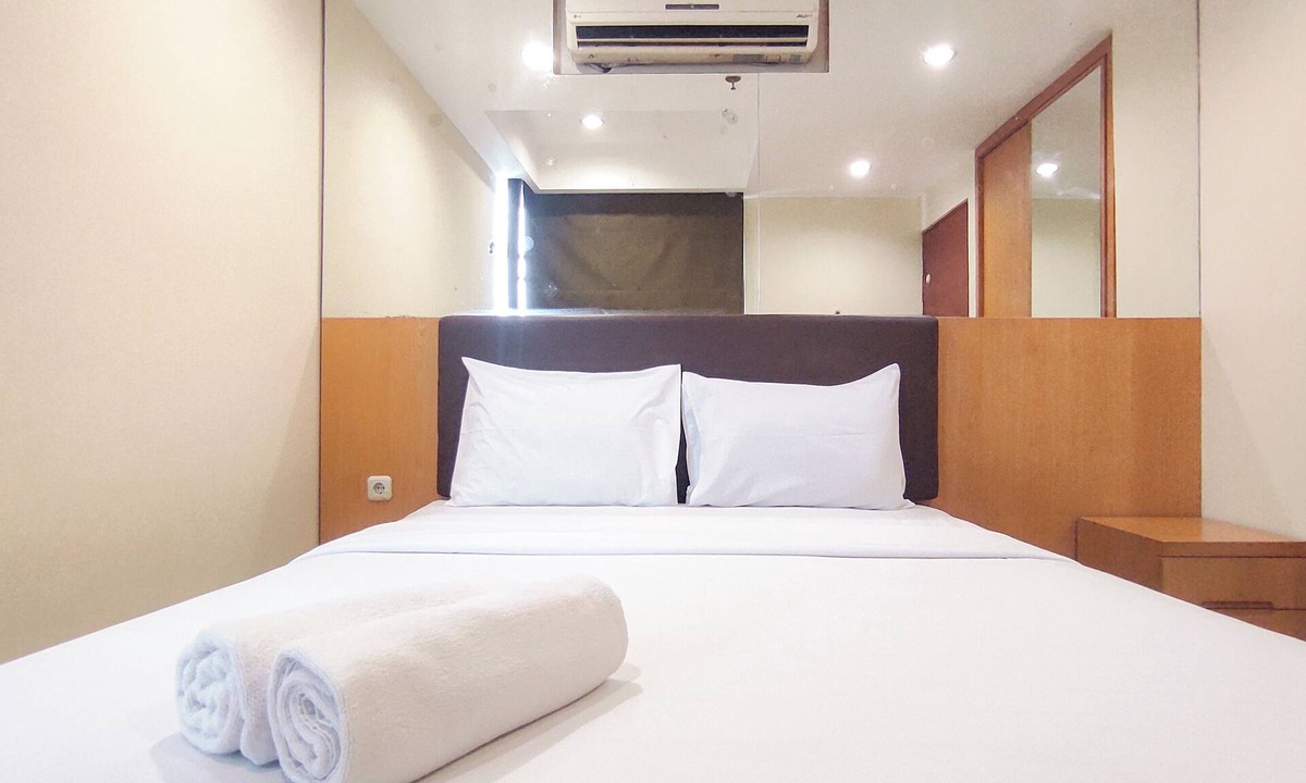 Siwalankerto Apartment | Good Place and Tidy 2BR at High Point Serviced Apartment