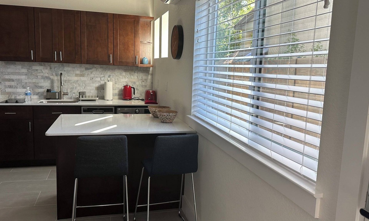 Cardinal Hills Estates Apartment | Good Vibes & Great Energy House