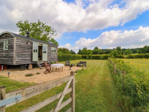 Christian Malford House | Goose Whistle Hut