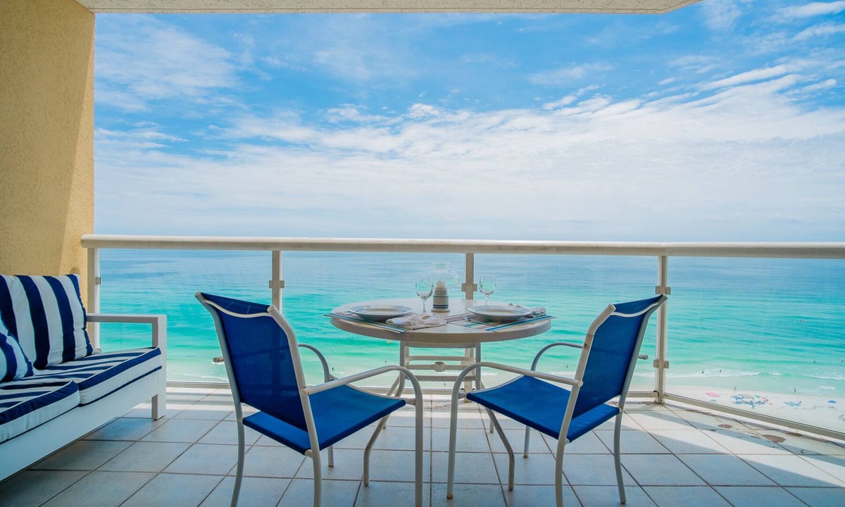 Pensacola Beach Condo | Gorgeous 14th Fl - Stunning views - Beachfront - Beach Chairs/Umbrella included