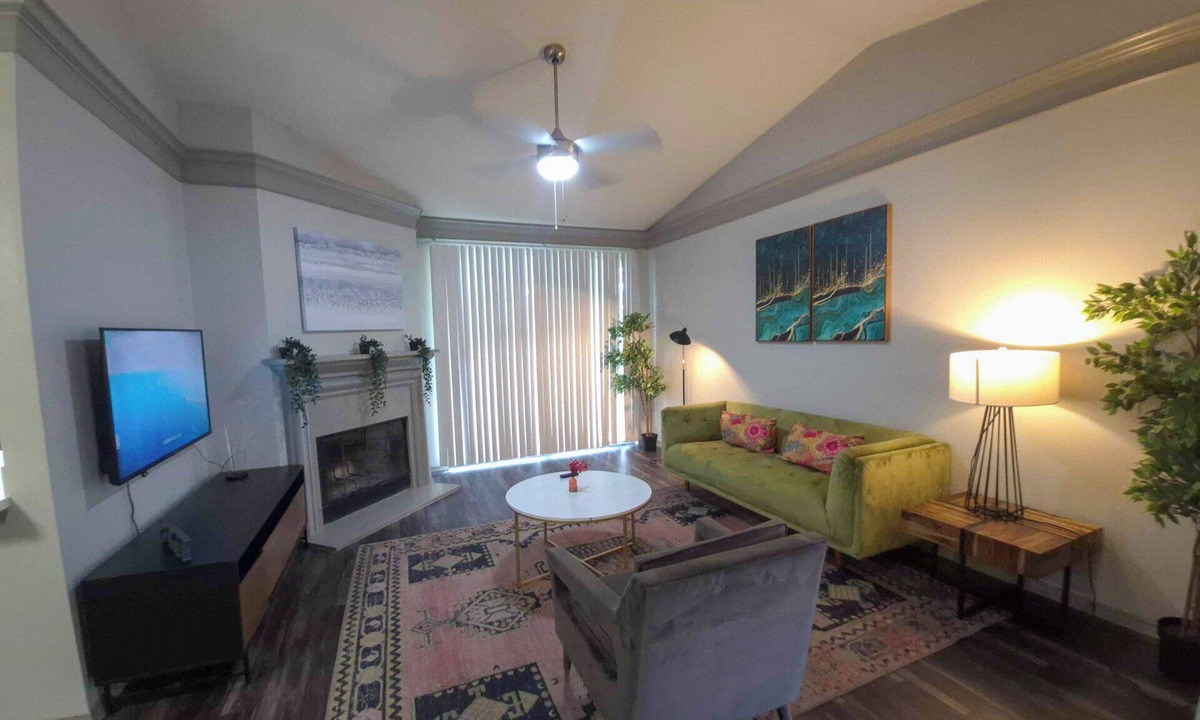 North Burnet Apartment | Gorgeous 2BR next to the Domain 0014