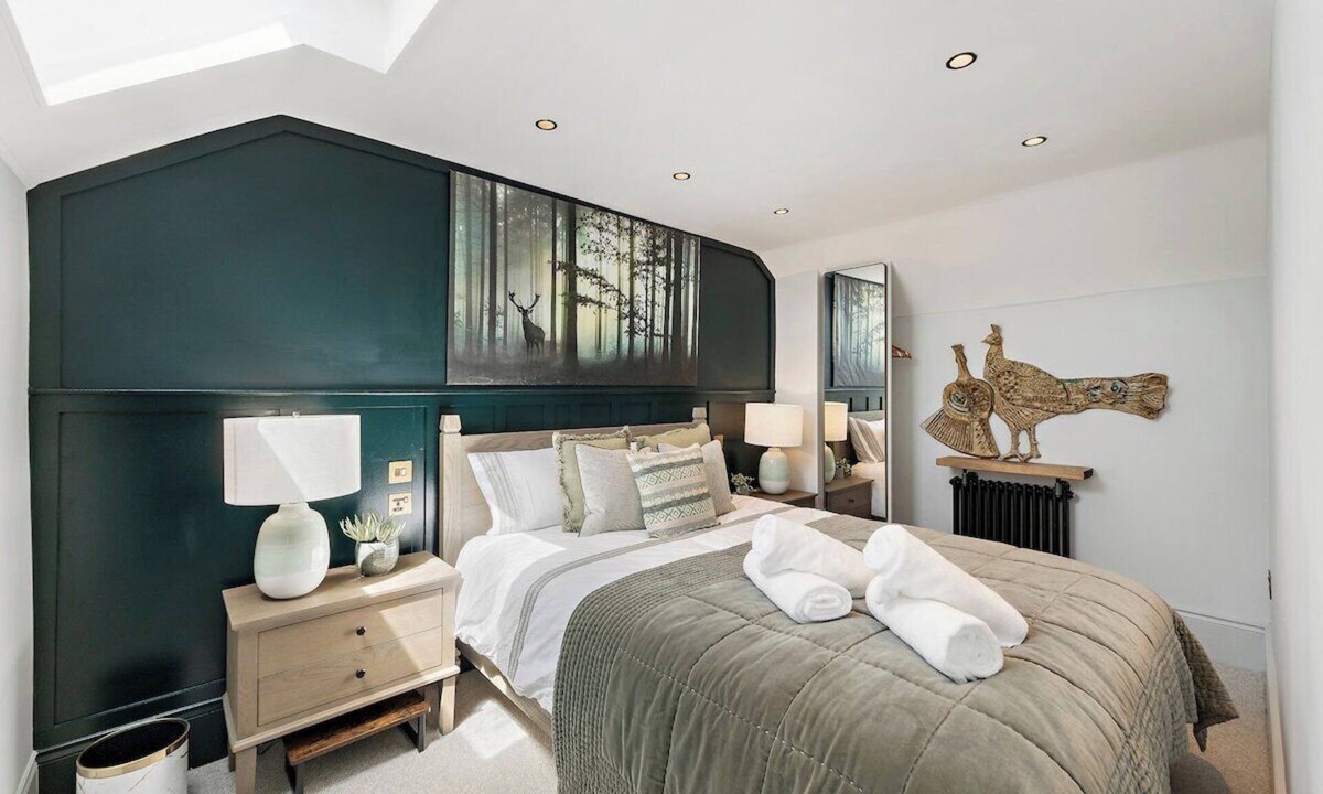 Portishead Cottage | Gorgeous 3 Bed, 225 Year Old Cottage