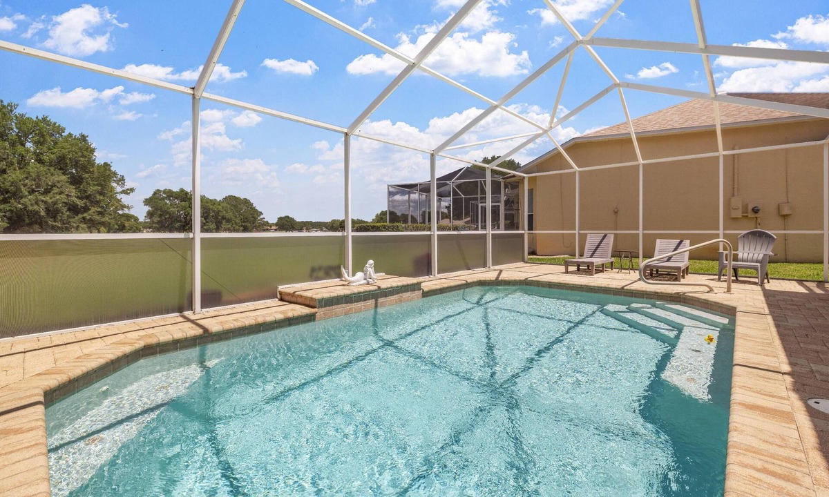 Brooksville House | Gorgeous 3BR/2BA Saltwater Pool on Rivard Public Golf Course