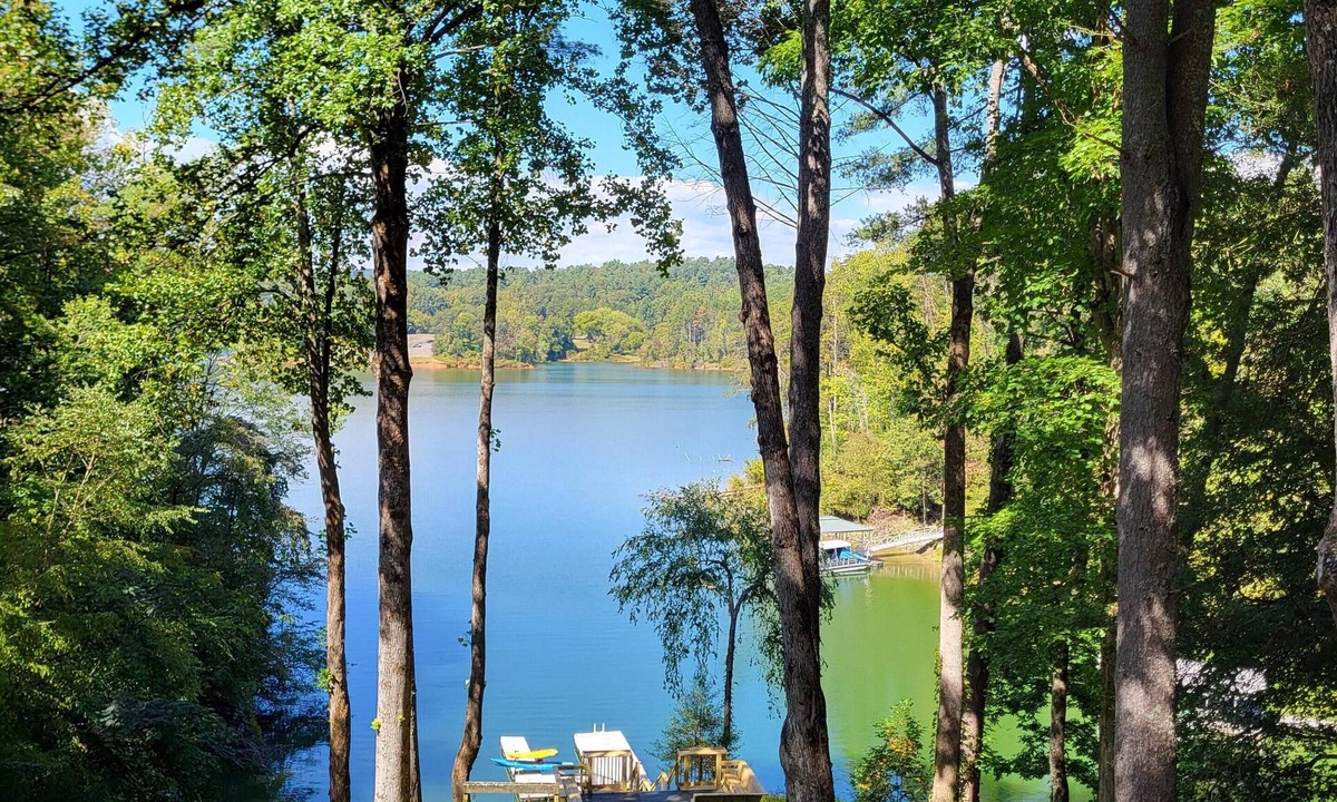 Wilkesboro House | Gorgeous 4BR Lakefront Retreat w/Private Dock, Lake Views & Gourmet Kitchen