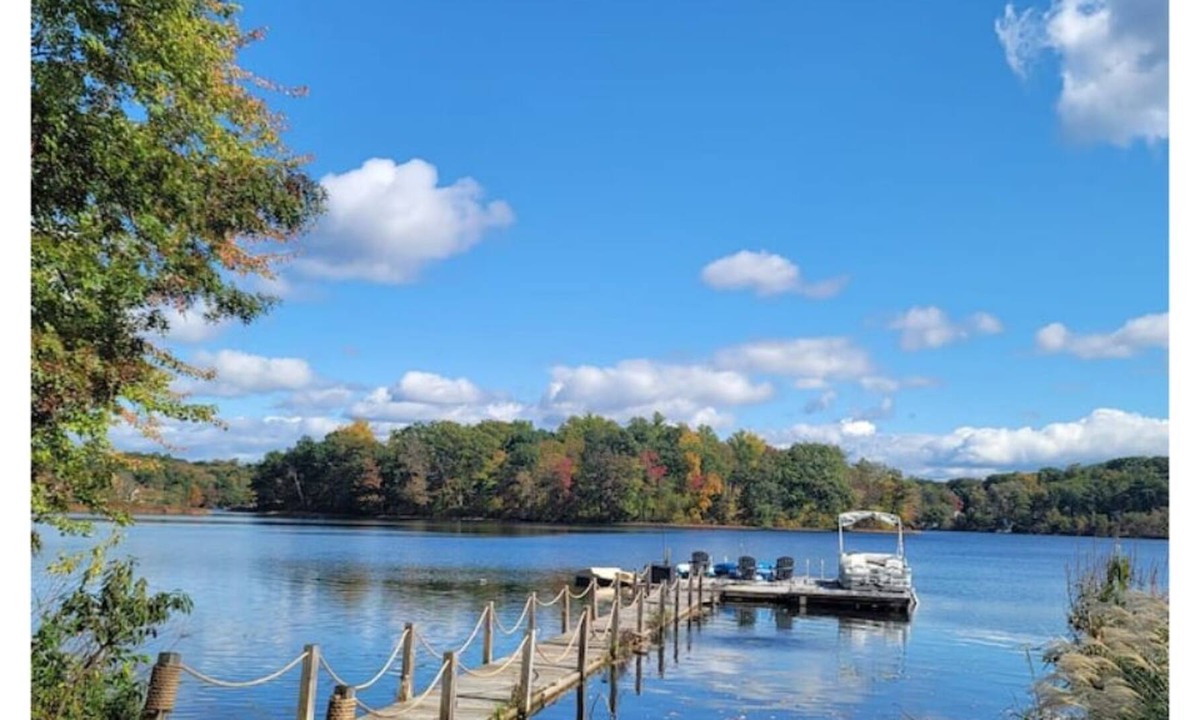 Walton Park House | Gorgeous 5BR lakefront home, private beach & dock