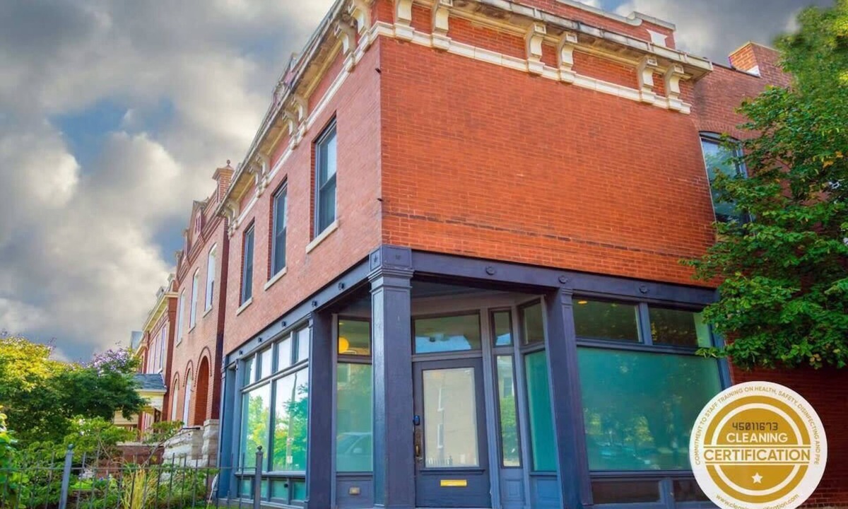 Tower Grove East House | Gorgeous 5BR Storefront Home/ABODEbucks