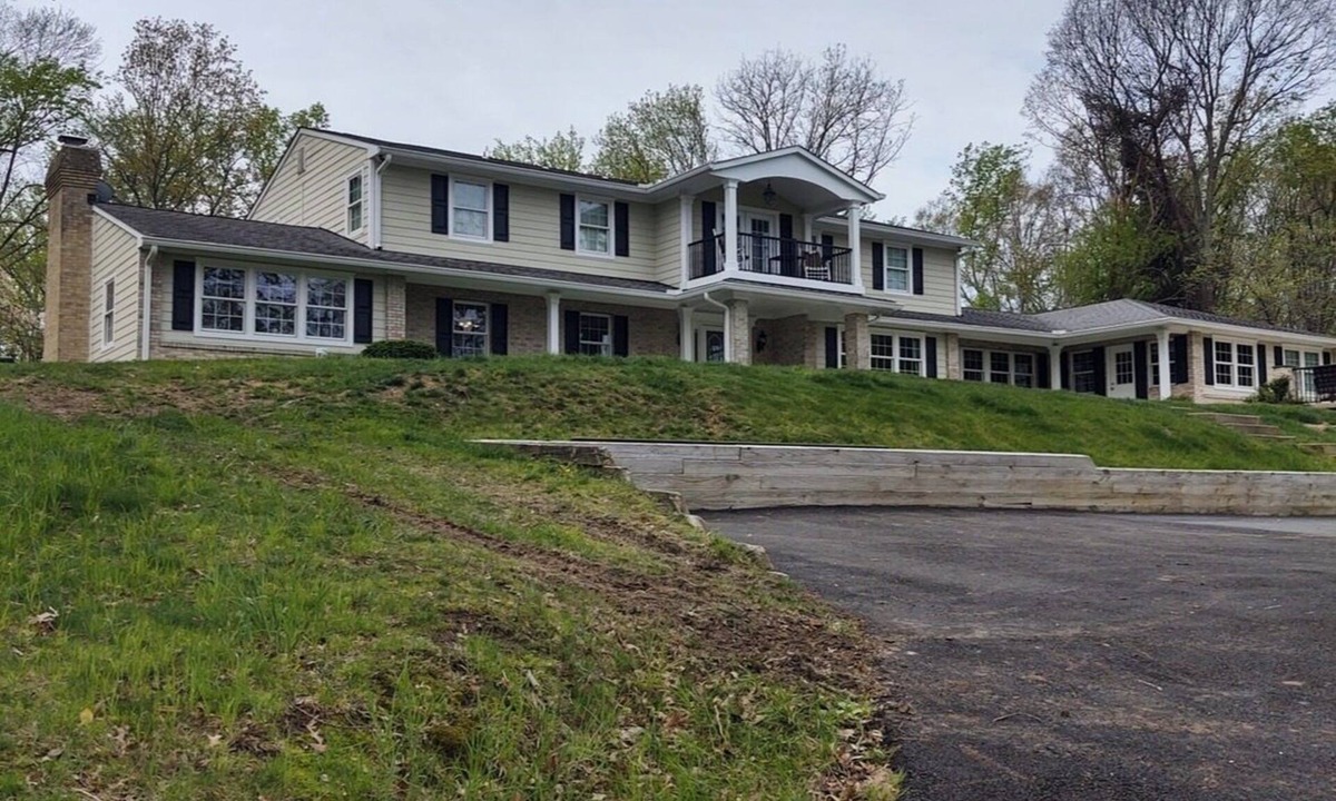 Hillsmere House | Gorgeous 6-bedroom Charming Annapolis Retreat