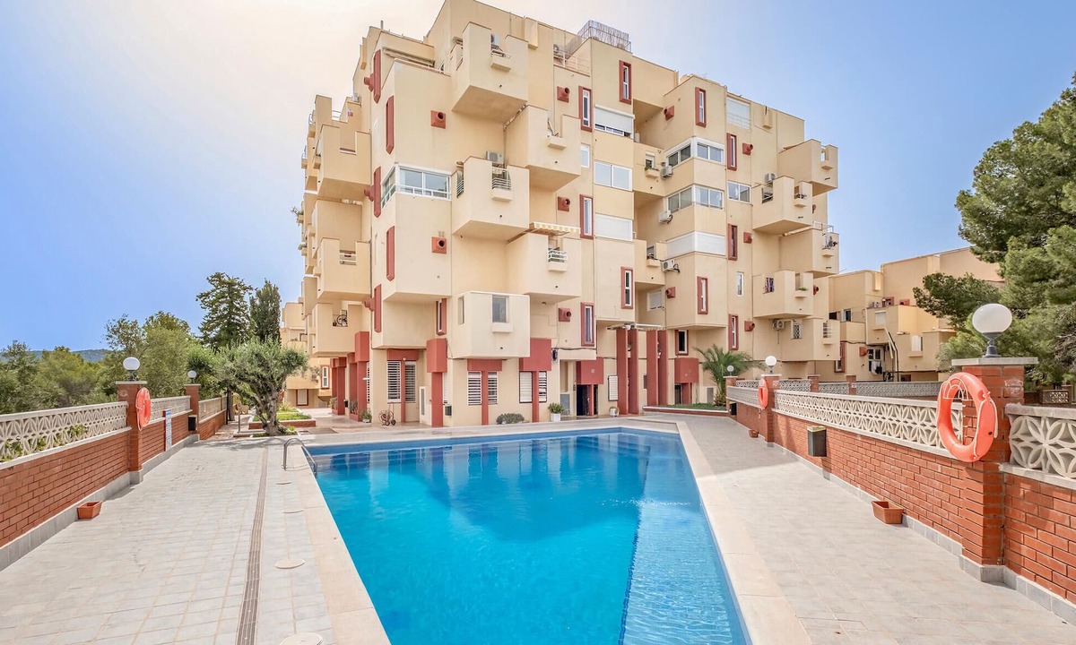 Vallpineda Apartment | Gorgeous apartment in Sant Pere de Ribes
