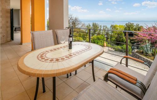 Donji Kraj Apartment | Gorgeous Apartment In Moscenicka Draga