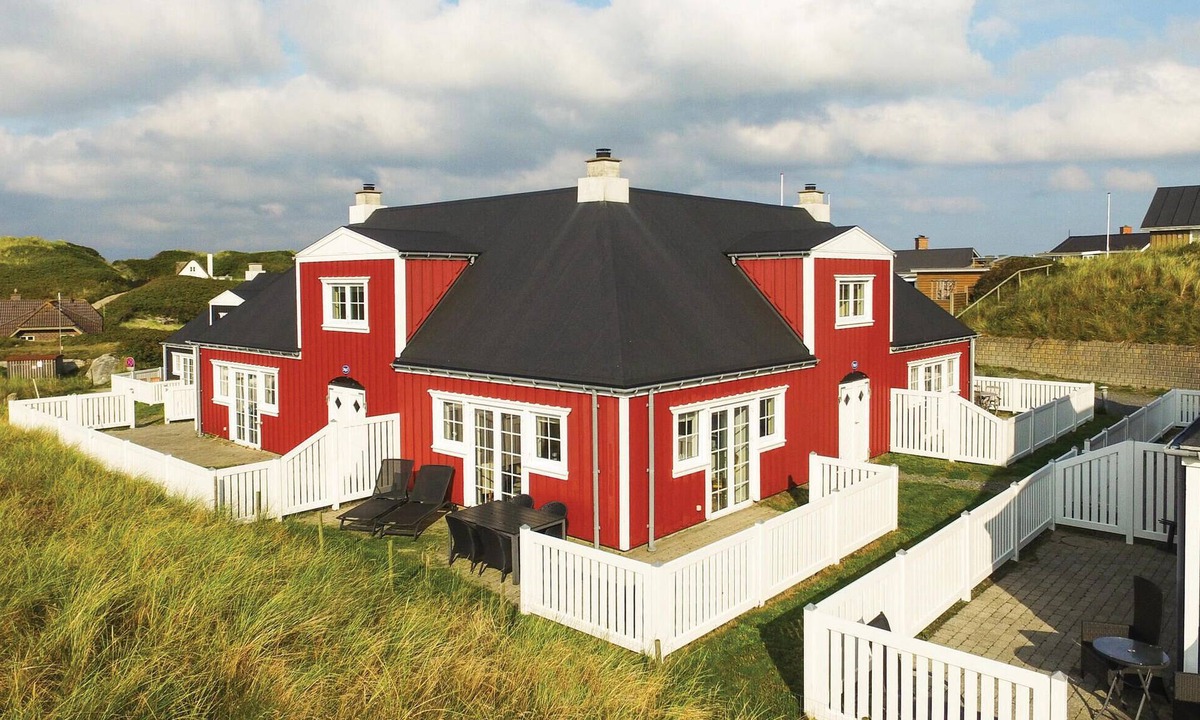 Sondervig Apartment | Gorgeous apartment in Ringkøbing