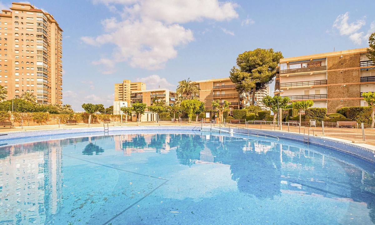 Coveta Fuma Apartment | Gorgeous apartment in Campello with swimming pool