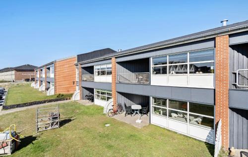 Rindby Strand Apartment | Gorgeous Apartment In Fanø With Wifi