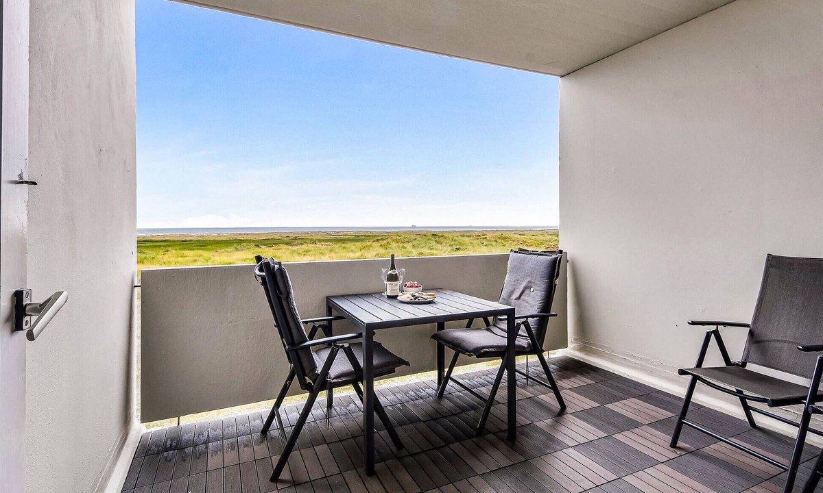 Rindby Strand Apartment | Gorgeous apartment in Fanø with sauna