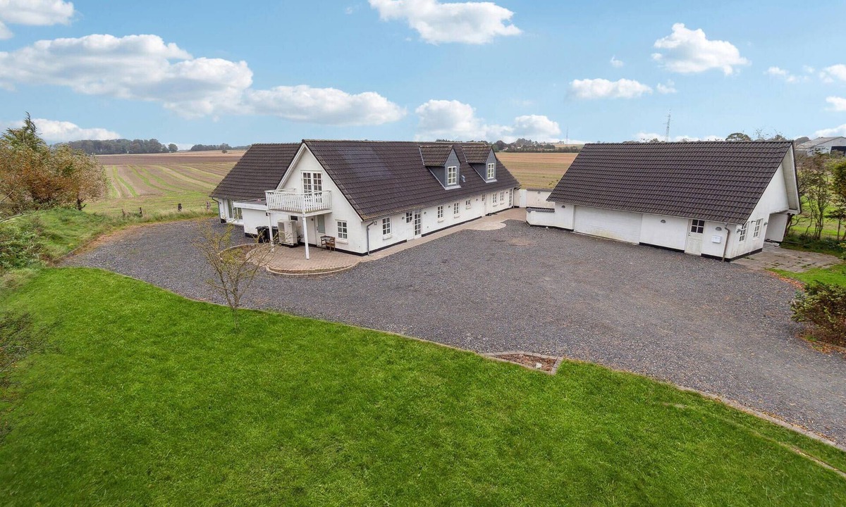 Gandrup Apartment | Gorgeous apartment in Gandrup with WiFi