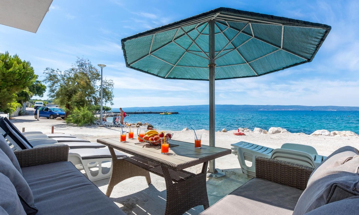 Podstrana Apartment | Gorgeous apartment in Podstrana with WiFi