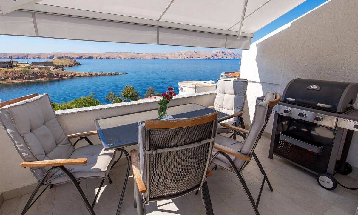 Stinica Apartment | Gorgeous apartment in Stinica with house sea view