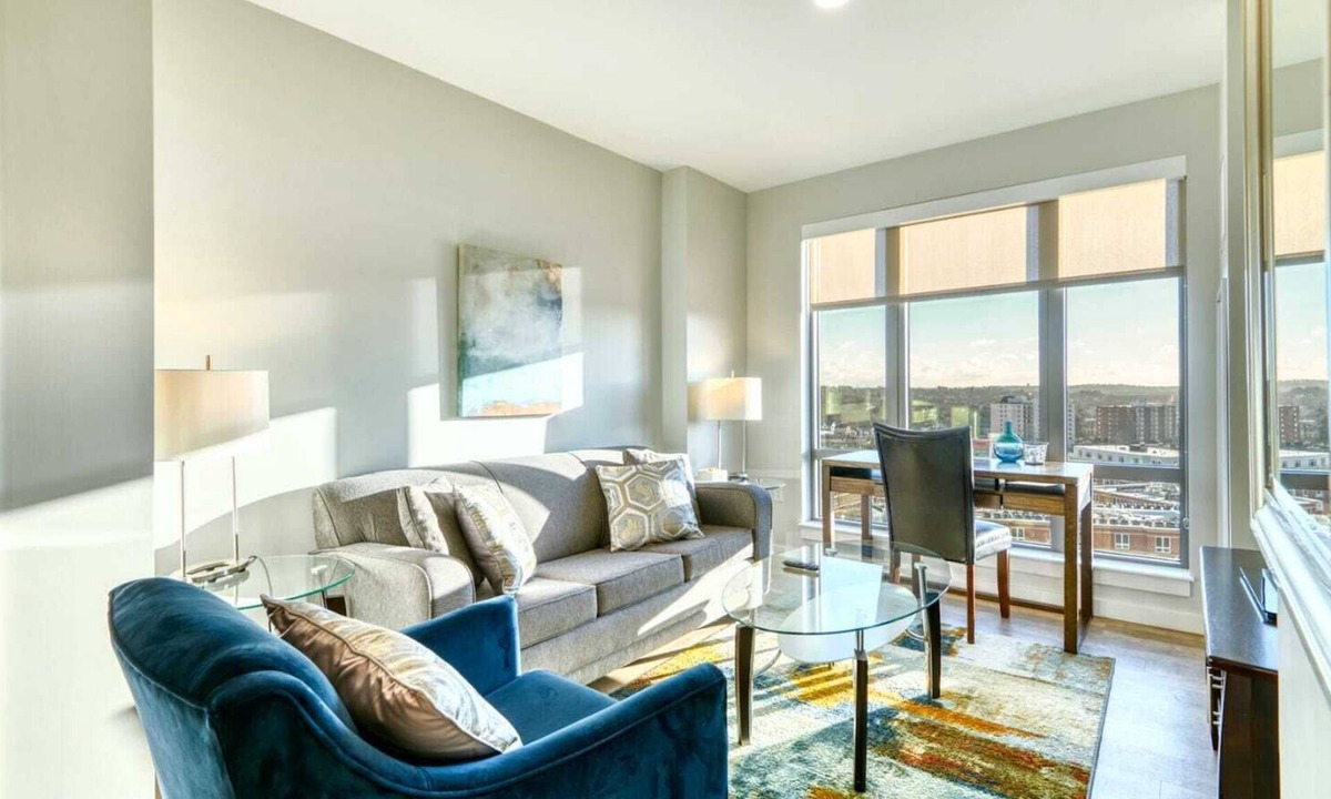 Quincy Apartment | Gorgeous Apt Downtown