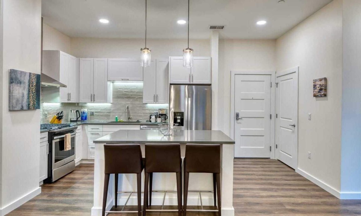 Hingham Apartment | Gorgeous Apt Near Shipyards with Pool